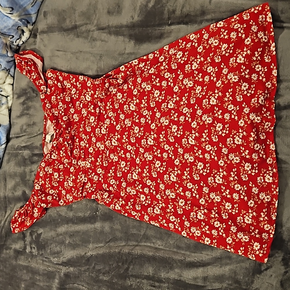 Hollister summer dress size medium in red with white flowers